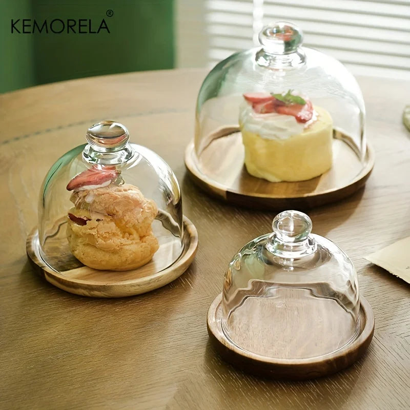 Assiette à dessert en bois avec cloche en verre