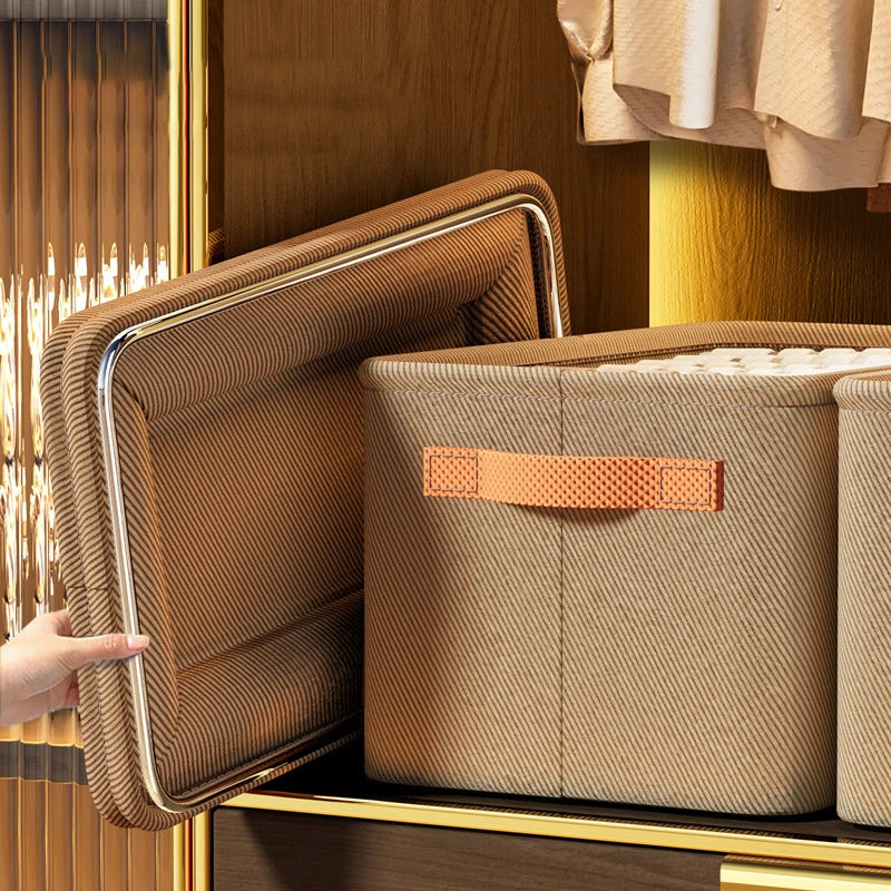 Panier organisateur de vêtements