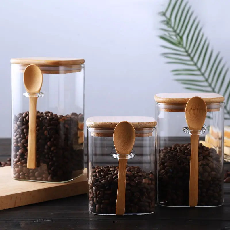 Bocal carré en verre de style brésilien avec couvercle scellé et cuillère