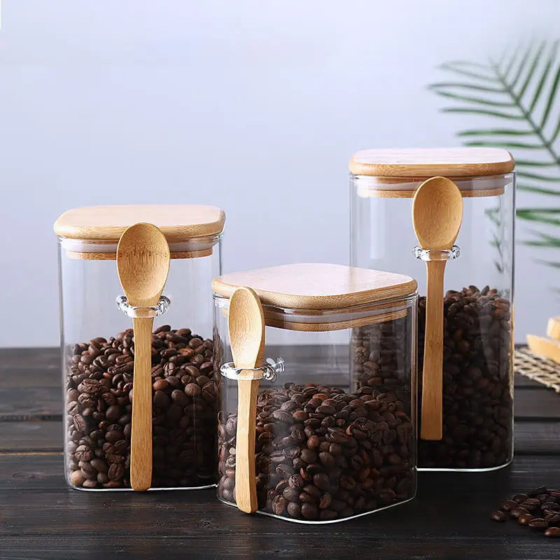 Bocal carré en verre de style brésilien avec couvercle scellé et cuillère
