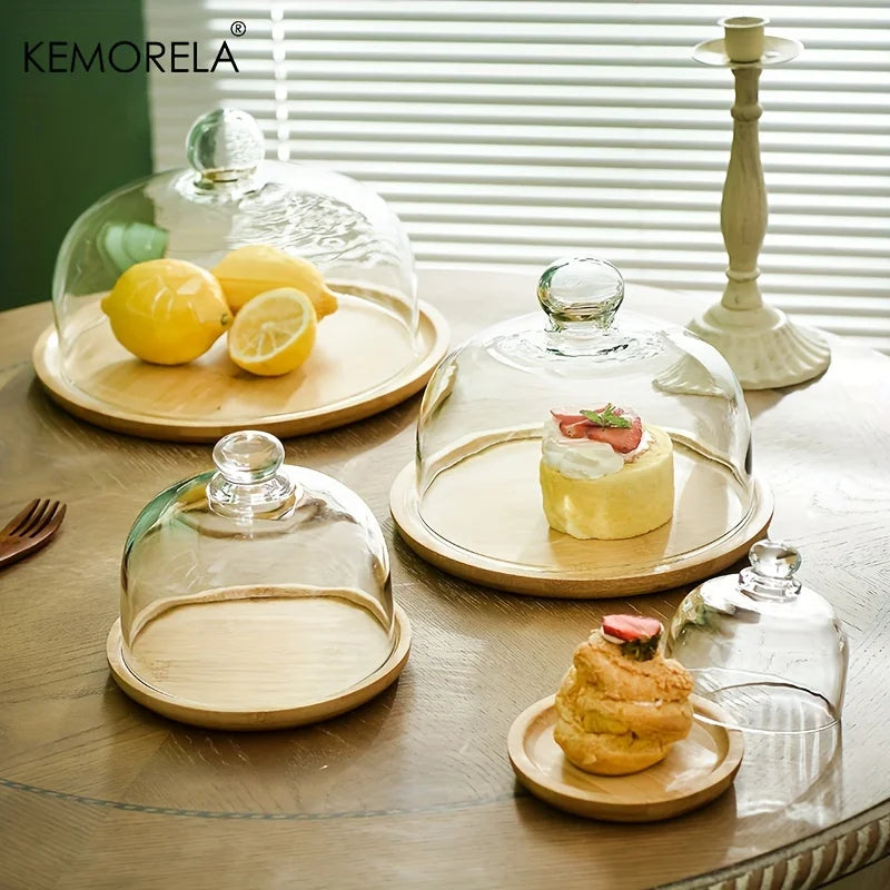 Assiette à dessert en bois avec cloche en verre